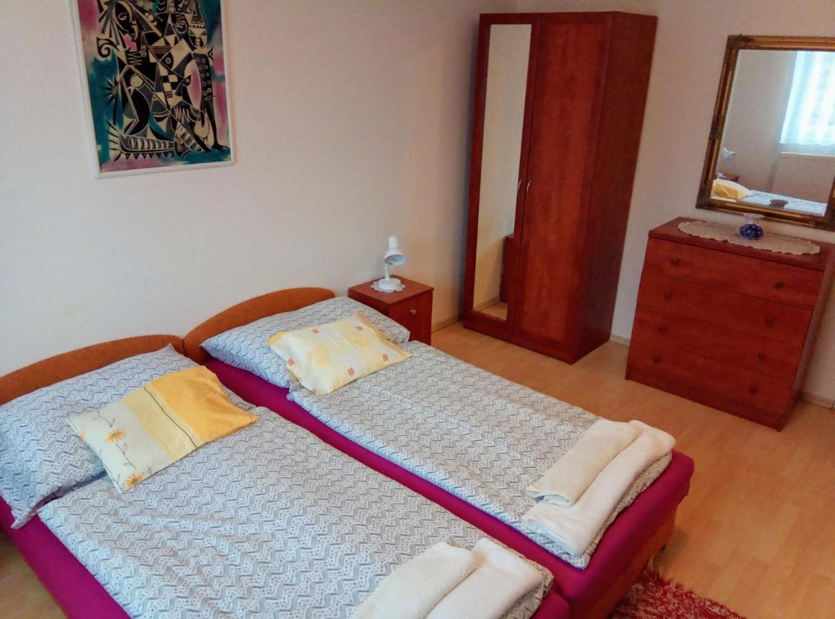 Haus Ferencz Boetoes Villa Heviz Luaran gambar